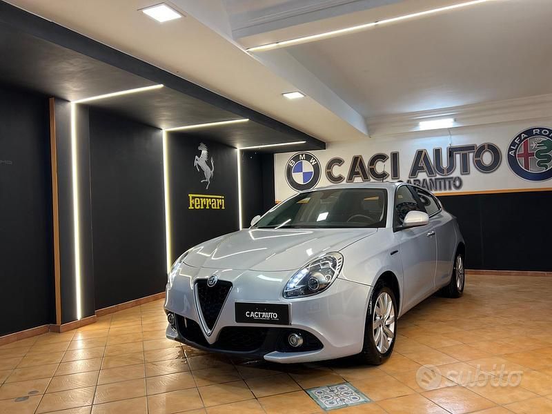 Usata Alfa Romeo Giulietta 120 CV (88 kW) 2017 Grigio Berlina