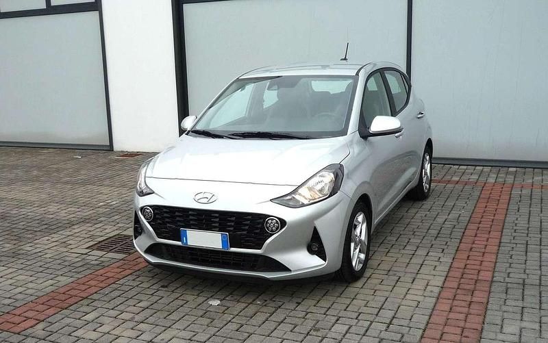 Nuova Hyundai i10 63 CV (46 kW) 2026 Grigio Utilitaria