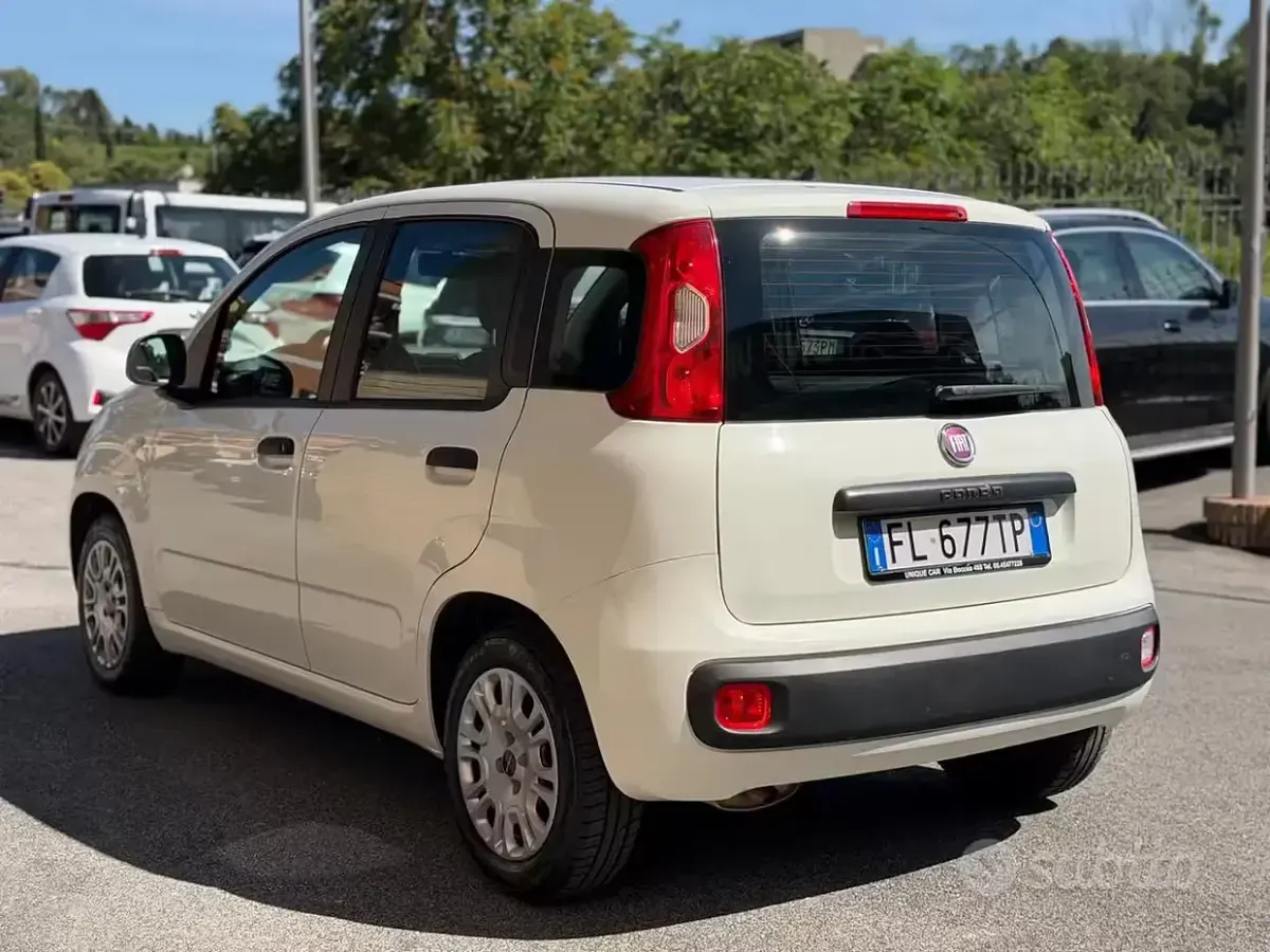 Usata Fiat Panda Easy 69 CV (50 kW) 2017 Bianco Utilitaria