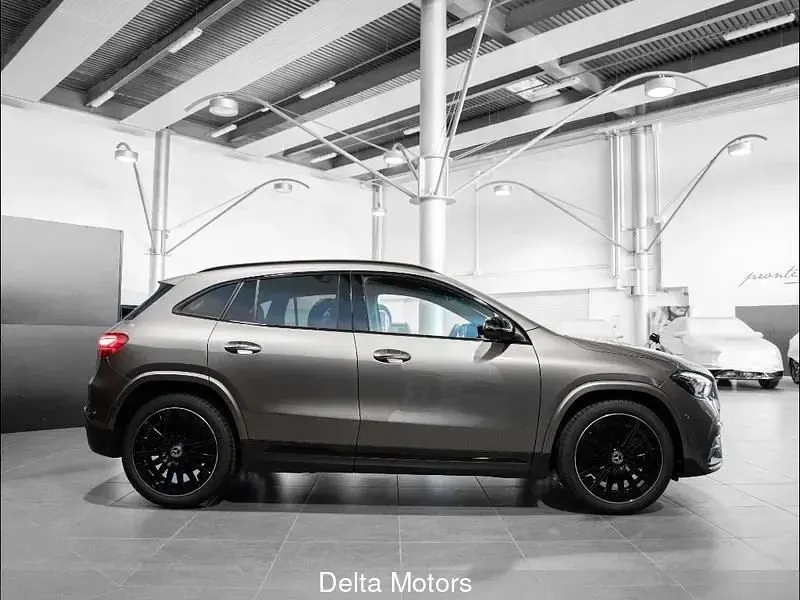 Nuova Mercedes GLA200 AMG line 150 CV (110 kW) 2026 Nero SUV