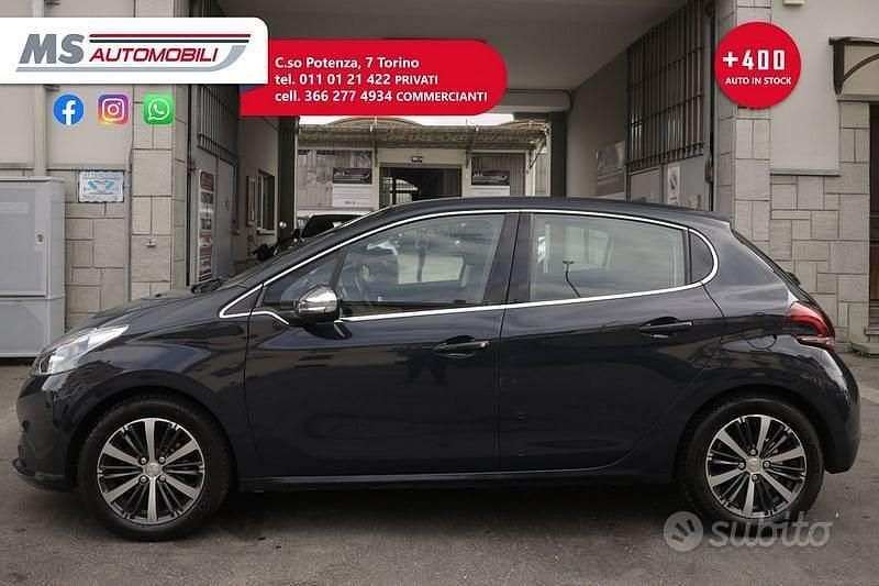 Usata Peugeot 208 Allure 82 CV (60 kW) 2016 Blu scuro Utilitaria