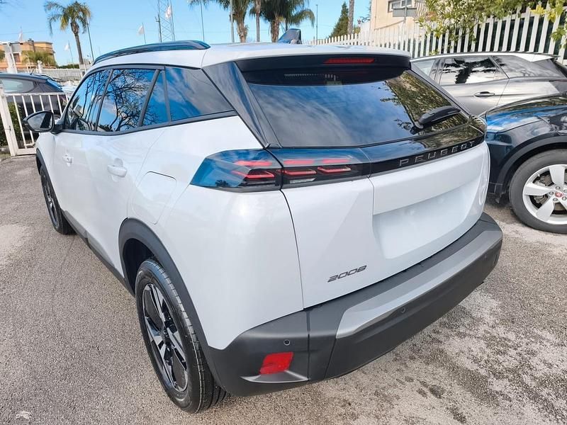 Nuova Peugeot 2008 Allure 101 CV (74 kW) 2025 Bianco SUV