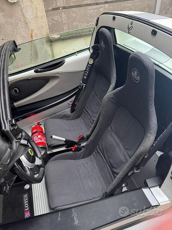 Usata Lotus Elise 136 CV (100 kW) 2010 Bianco Cabrio
