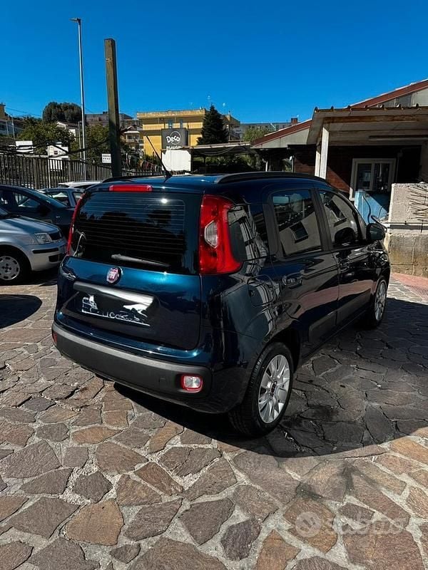 Usata Fiat Panda 69 CV (50 kW) 2018 Blu Utilitaria