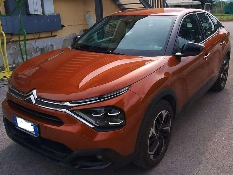 Arancione Usata 2021 Citroën C4 Feel Tre volumi | 16.500 € (Cara) - Immagine 1/4