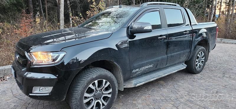 Usata Ford Ranger Wildtrack 160 CV (117 kW) 2019 Nero Pick-up