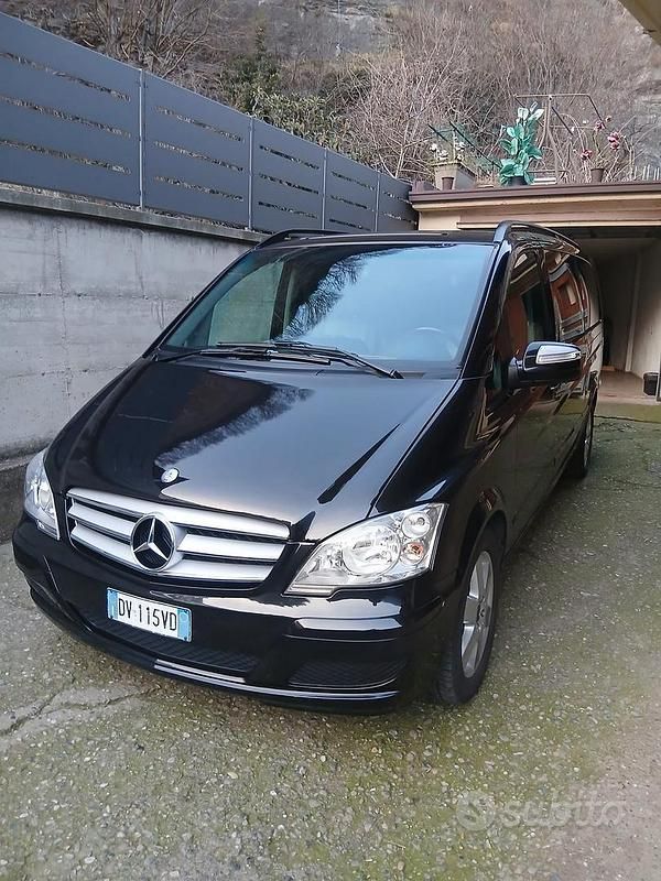 Usata Mercedes Viano 2009 Nero Monovolume