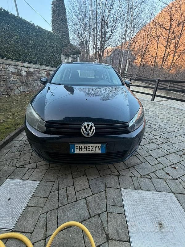 Usata VW Golf VI 78 CV (57 kW) 2010 Nero Utilitaria