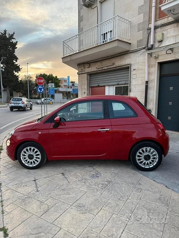 Usata Fiat 500 Lounge 70 CV (51 kW) 2021 Rosso Berlina