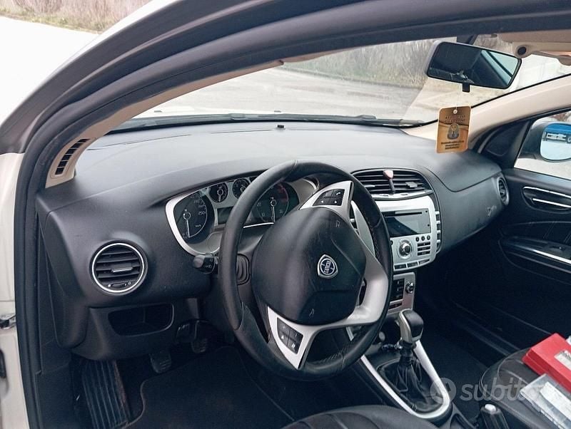 Usata Lancia Delta 2009 Utilitaria