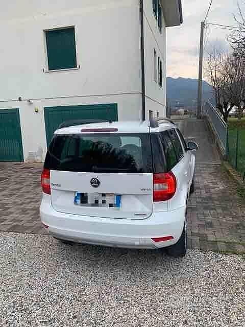 Usata Skoda Yeti GreenLine 105 CV (77 kW) 2014 Bianco SUV