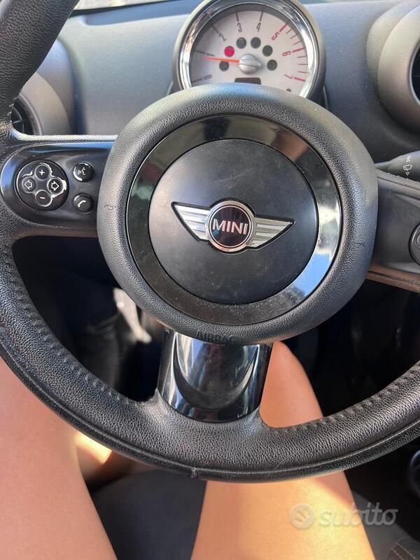 Usata Mini Countryman 111 CV (81 kW) 2015 Nero SUV