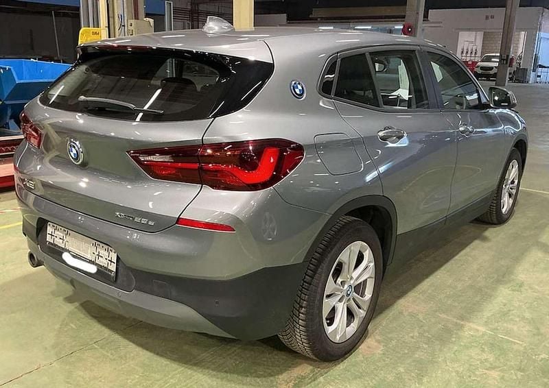 Usata BMW X2 125 CV (91 kW) 2023 Metallico SUV
