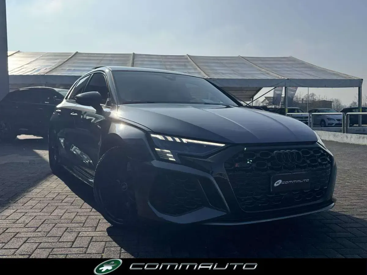 Usata Audi RS3 Ambiente 400 CV (294 kW) 2022 Grigio Berlina