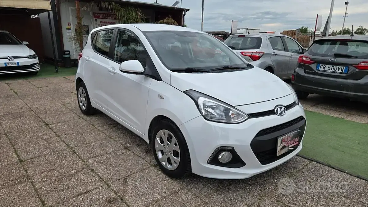 Usata Hyundai i10 Edition 67 CV (49 kW) 2016 Utilitaria