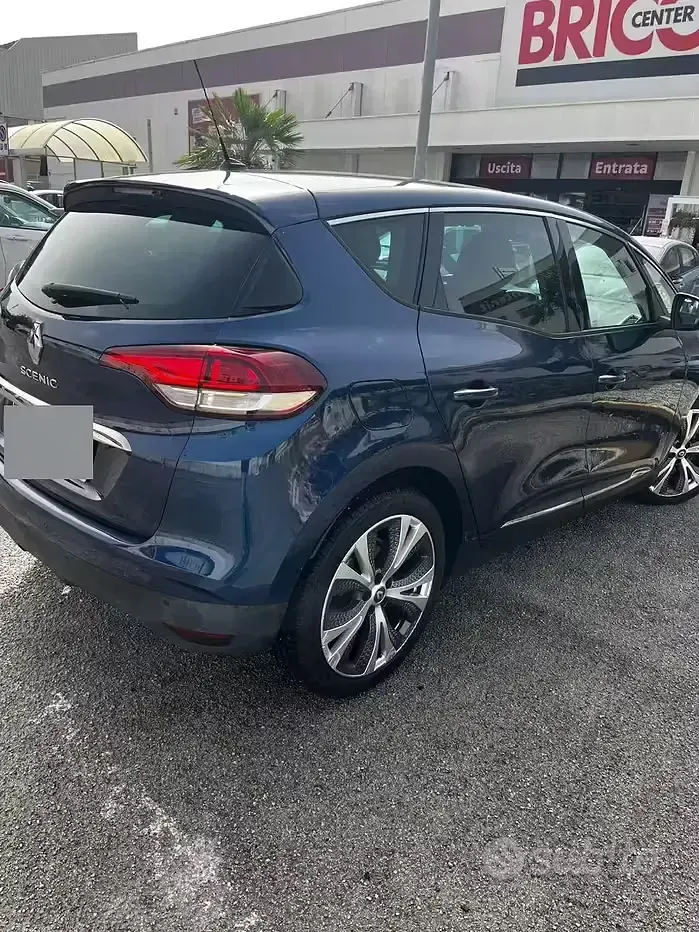 Usata Renault Scénic IV 110 CV (80 kW) 2017 Blu Monovolume