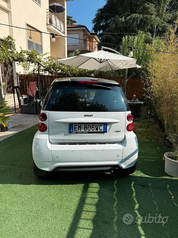 Usata Smart ForTwo Coupé Pulse 71 CV (52 kW) 2012 Bianco Coupé
