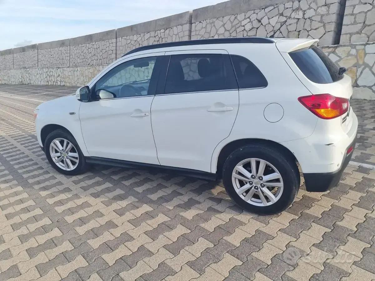 Usata Mitsubishi ASX Intense 150 CV (110 kW) 2011 Bianco SUV