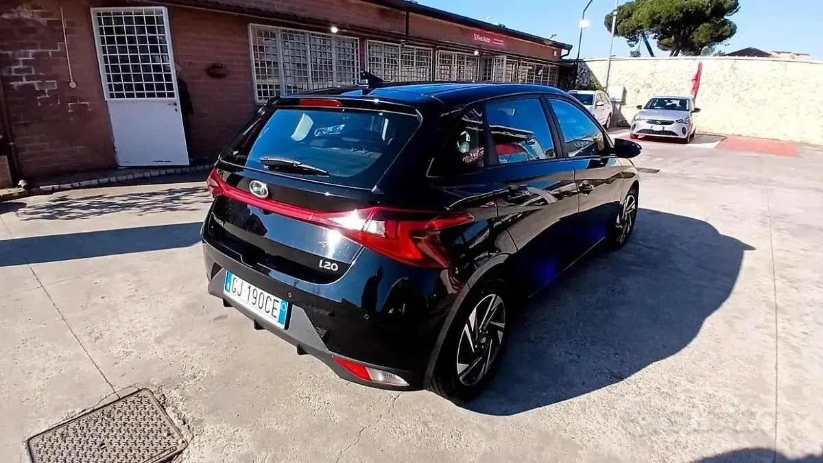 Usata Hyundai i20 84 CV (61 kW) 2022 Nero Utilitaria