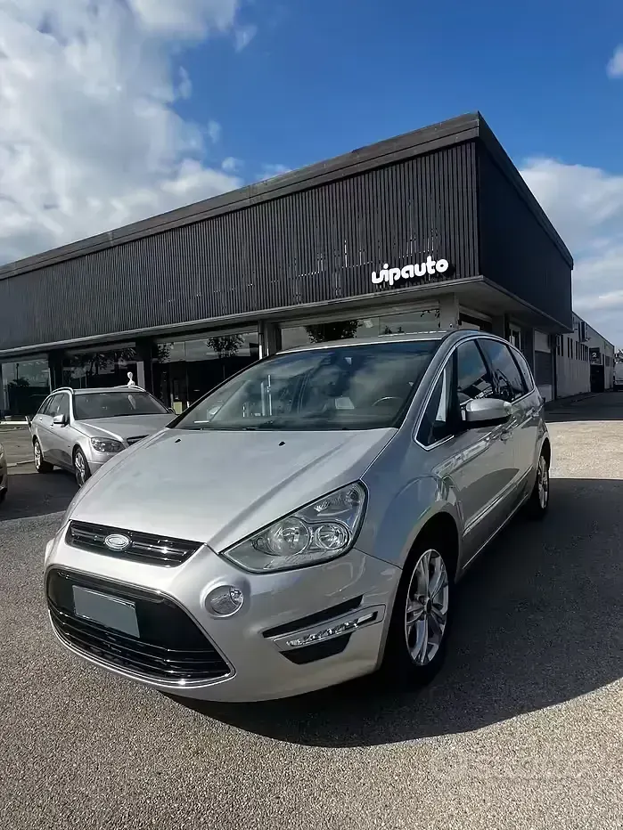 Usata Ford S-MAX S 200 CV (147 kW) 2012 Grigio Monovolume