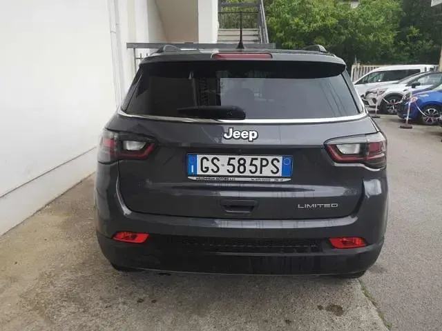 Usata Jeep Compass 131 CV (96 kW) 2021 Grigio SUV