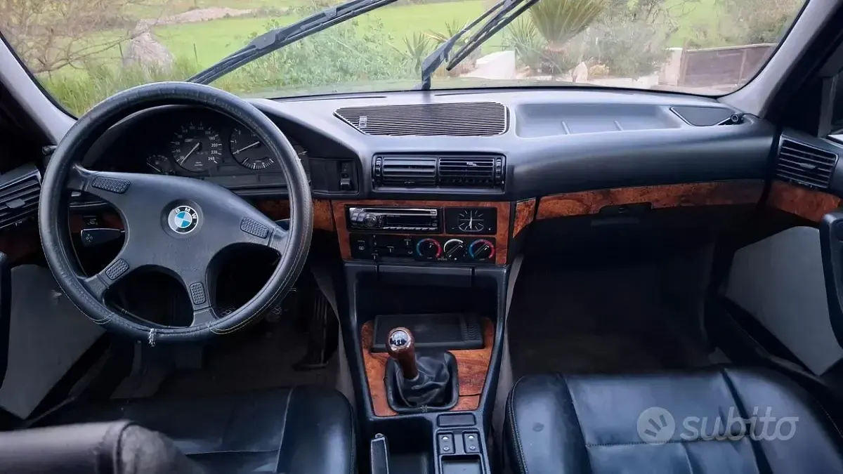 Usata BMW 520 Efficient Dynamics 129 CV (94 kW) 1989 Nero Berlina