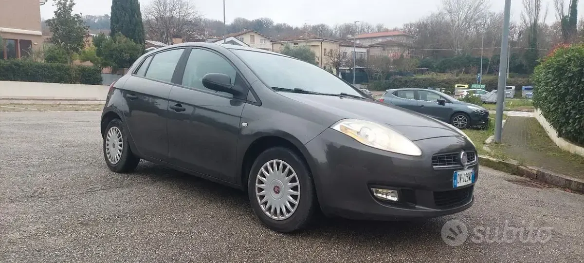 Usata Fiat Bravo 90 CV (66 kW) 2009 Utilitaria