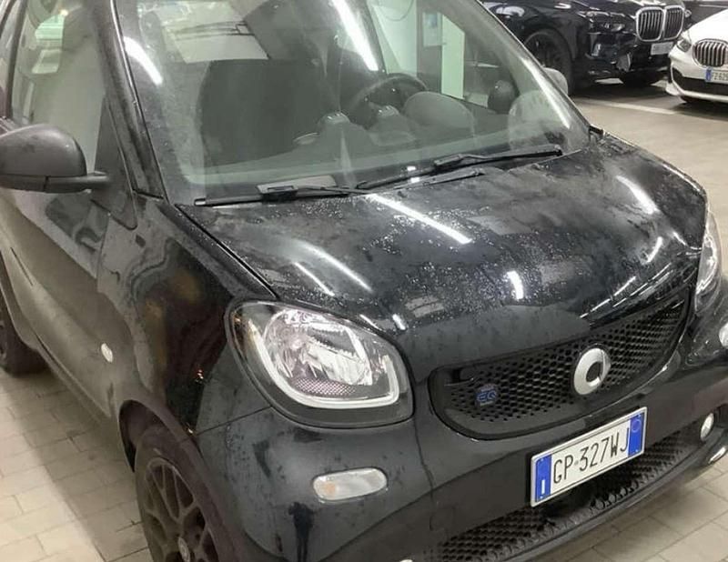 Nero Usata 2020 Smart ForTwo Electric Drive Prime Tre volumi | 10.990 € (Buon prezzo) - Immagine 1/4