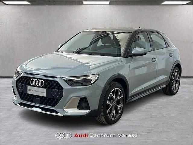 Usata Audi A1 Admired 110 CV (80 kW) 2023 Grigio freccia perlato  nero mito metallizzato SUV
