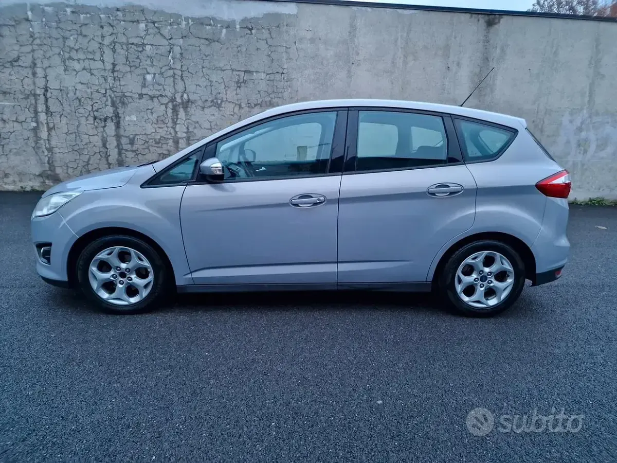 Usata Ford C-MAX Titanium 116 CV (85 kW) 2013 Grigio Monovolume