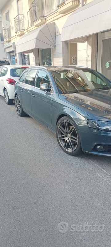Usata Audi A4 2009 Blu Station wagon