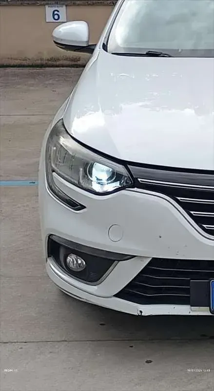 Usata Renault Mégane GrandTour GT 131 CV (96 kW) 2018 Bianco Station wagon