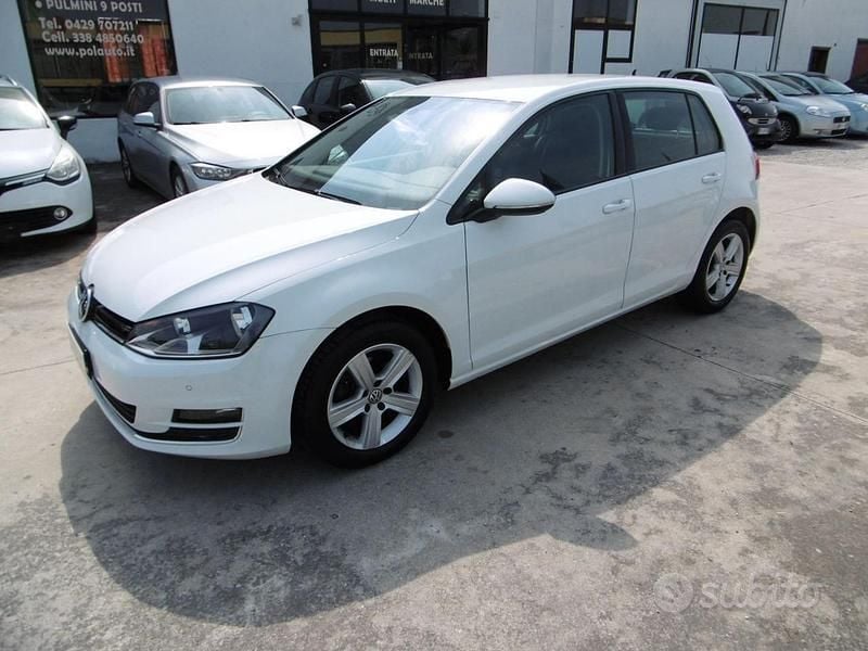 Usata VW Golf VII Highline 110 CV (80 kW) 2016 Bianco Berlina