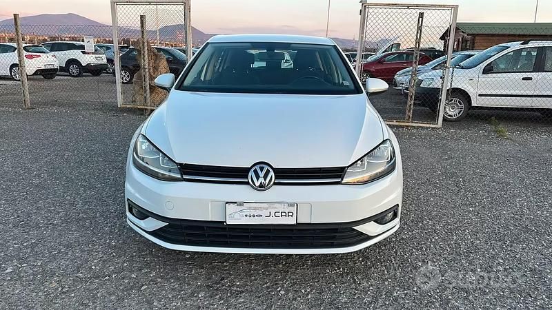 Usata VW Golf VII Executive 116 CV (85 kW) 2017 Bianco Berlina