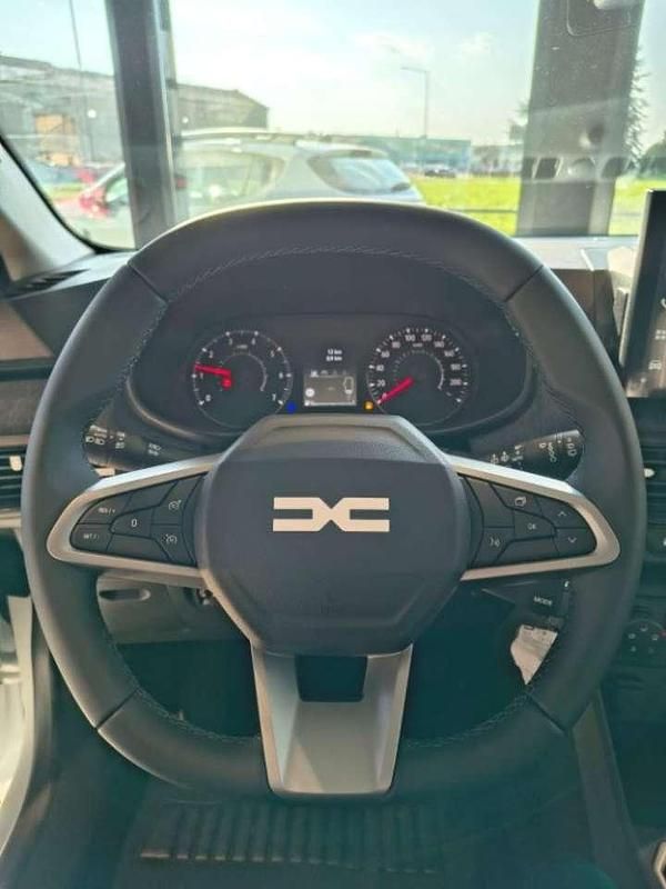 Nuova Dacia Sandero Expression 101 CV (74 kW) 2026 Aintree green Berlina