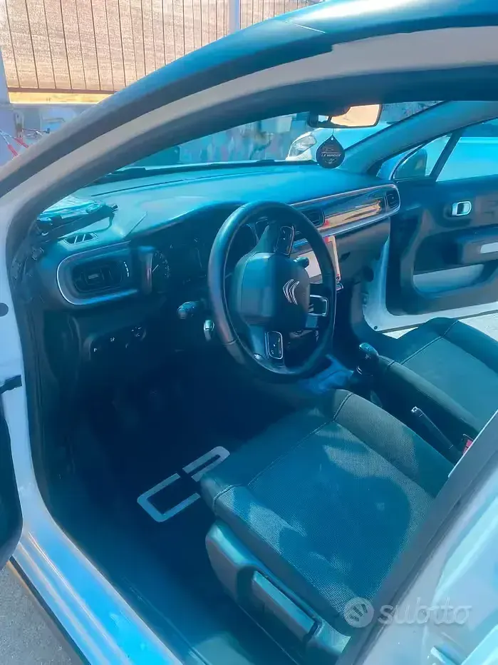 Usata Citroën C3 102 CV (75 kW) 2020 Bianco Utilitaria