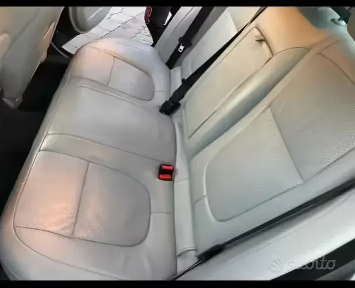 Usata Jaguar XF 240 CV (176 kW) 2011 Berlina