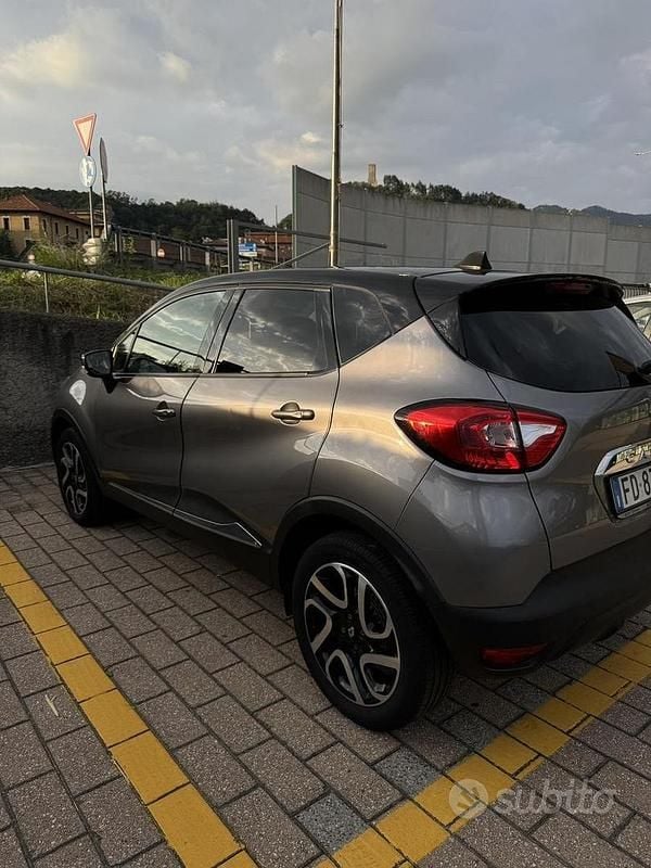 Usata Renault Captur 110 CV (80 kW) 2016 SUV