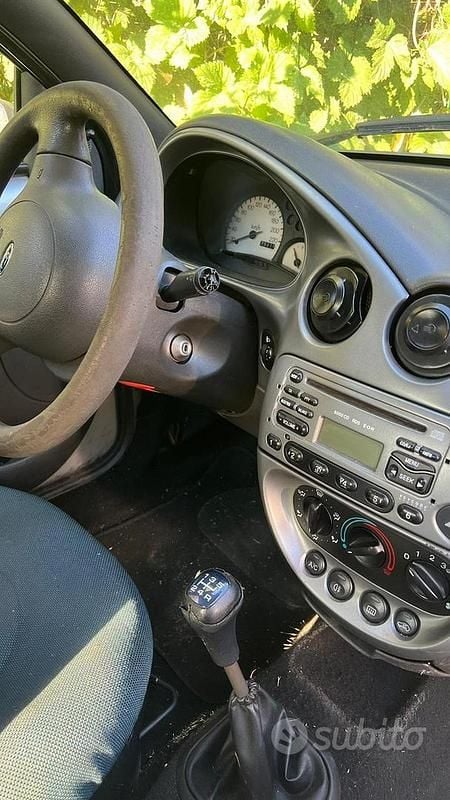 Usata Ford Ka 2003 Utilitaria