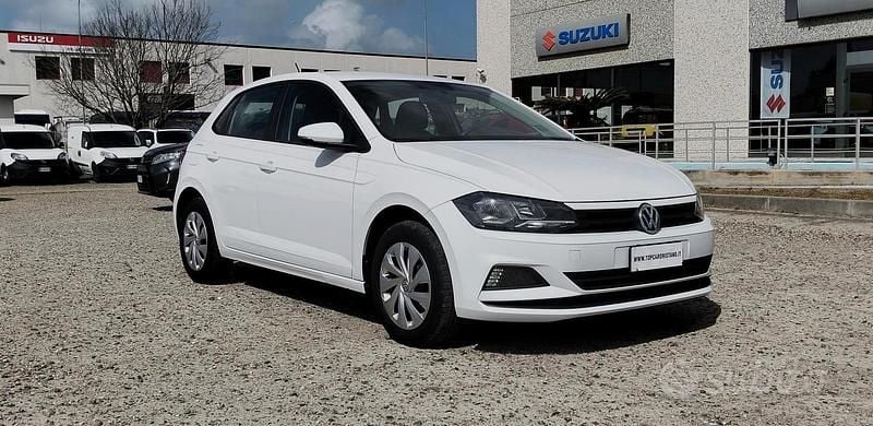 Usata VW Polo Trendline 65 CV (47 kW) 2018 Bianco Utilitaria
