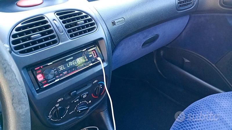 Usata Peugeot 206 68 CV (50 kW) 2003 Grigio Berlina