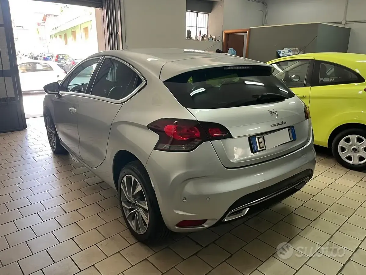 Usata DS Automobiles DS4 Chic 114 CV (83 kW) 2013 Grigio Berlina