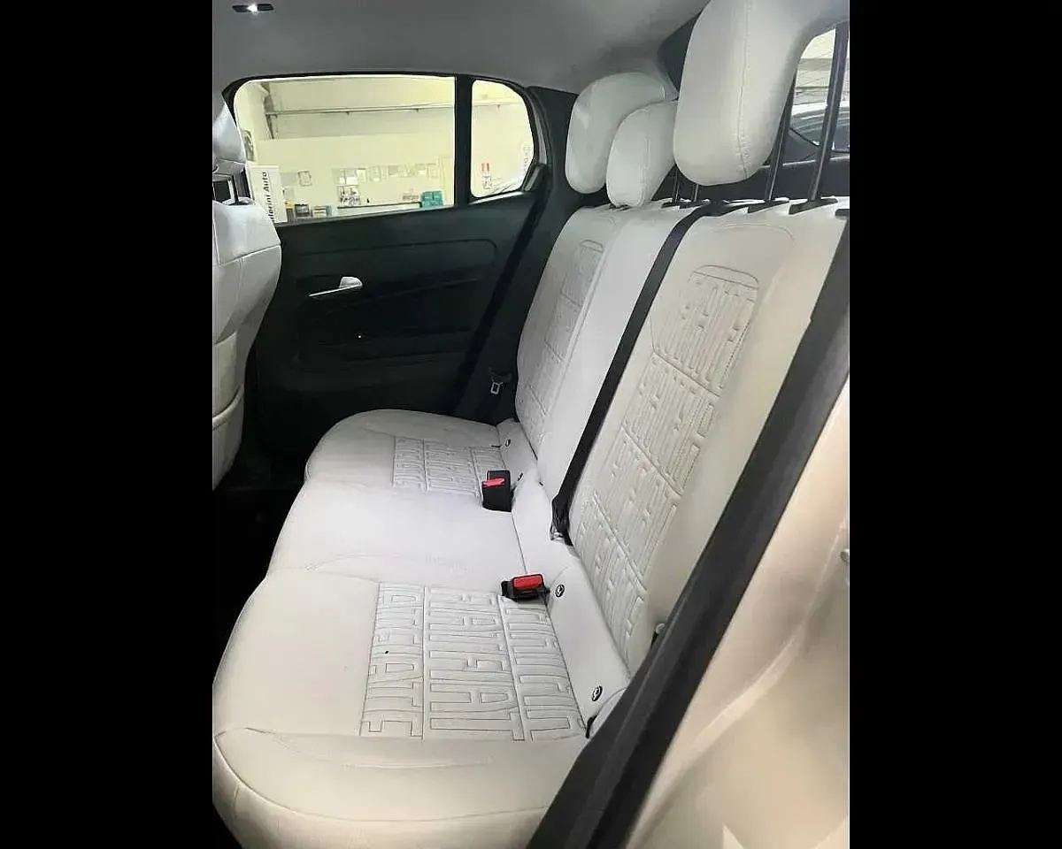 Usata Fiat 600 101 CV (74 kW) 2025 Beige SUV