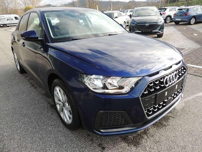 Usata Audi A1 Sportback Business 95 CV (69 kW) 2024 Blu/azzurro Utilitaria