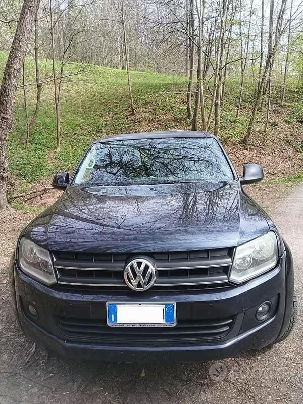 Usata VW Amarok Trendline 180 CV (132 kW) 2012 Blu/azzurro Pick-up