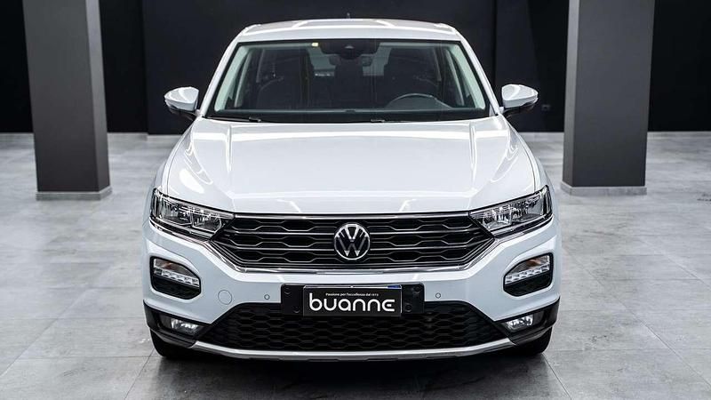 Usata VW T-Roc Business 150 CV (110 kW) 2022 White silver metallizzato SUV