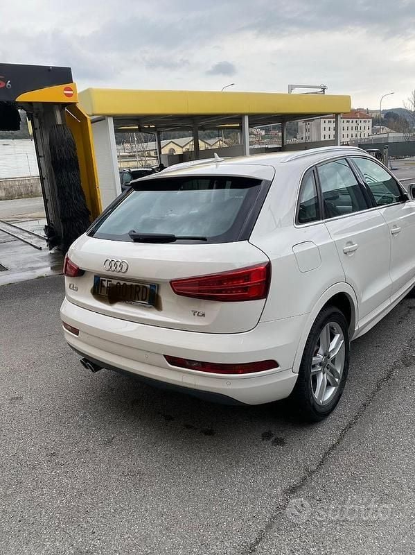 Usata Audi Q3 Business 150 CV (110 kW) 2016 Bianco SUV