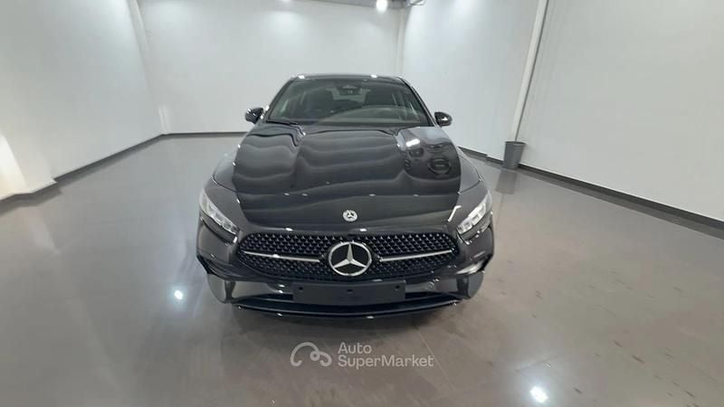 Nuova Mercedes A200 AMG line 150 CV (110 kW) 2026 Nero Berlina