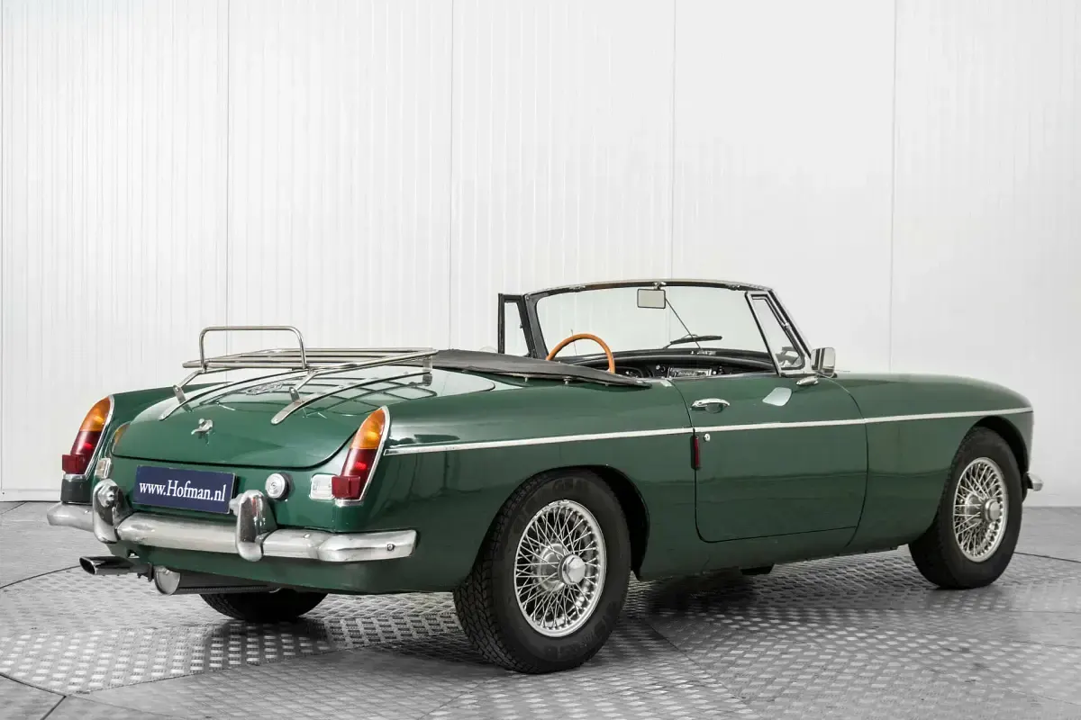 Usata MG B 97 CV (71 kW) 1967 Verde Cabrio
