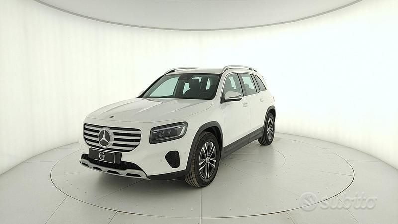 Usata Mercedes GLB180 Advanced 116 CV (85 kW) 2025 Bianco SUV